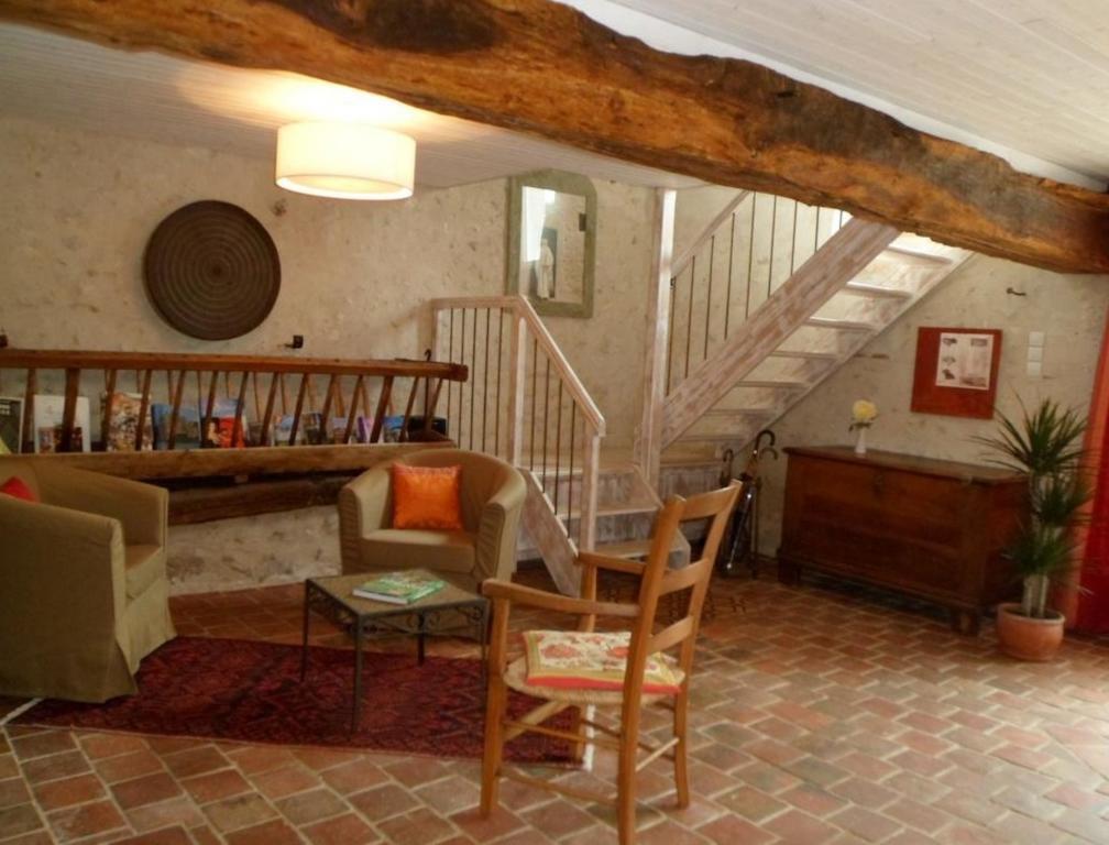 La Cle Des Chants Tauxigny Room photo