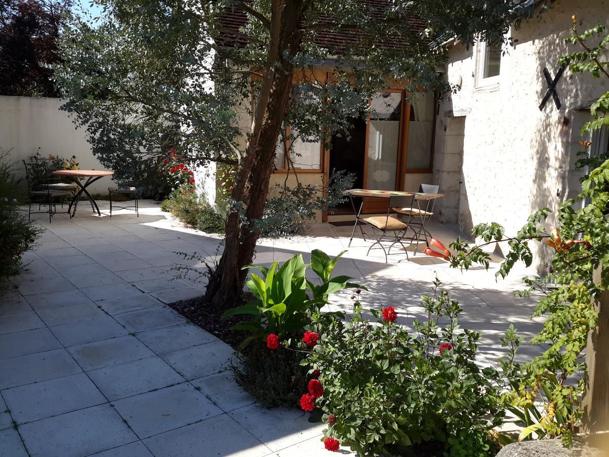 La Cle Des Chants Tauxigny Exterior photo